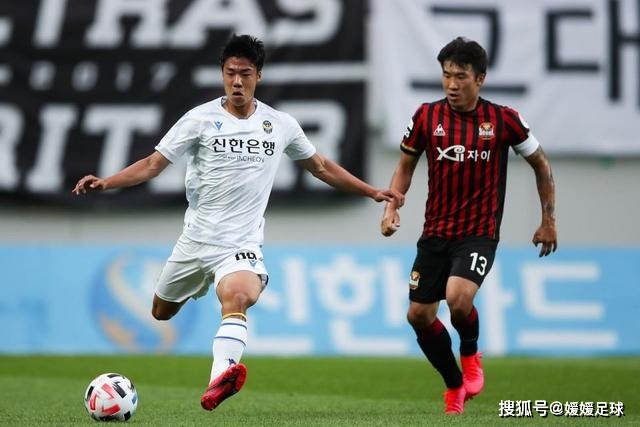 不是周琦！不是杨瀚森！男篮“最强内线”易主，29岁成易建联接班人